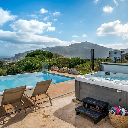Azuria Con Piscina Privata Vista Mare Villa